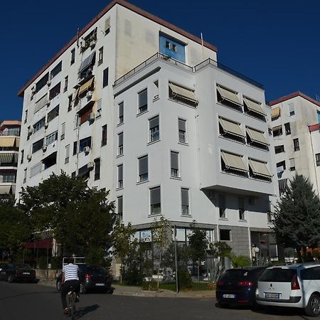 Click Apartments - Tiranë Ngoại thất bức ảnh