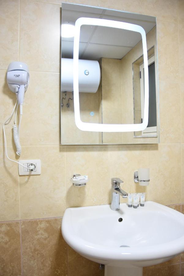 Click Apartments - Tiranë Ngoại thất bức ảnh