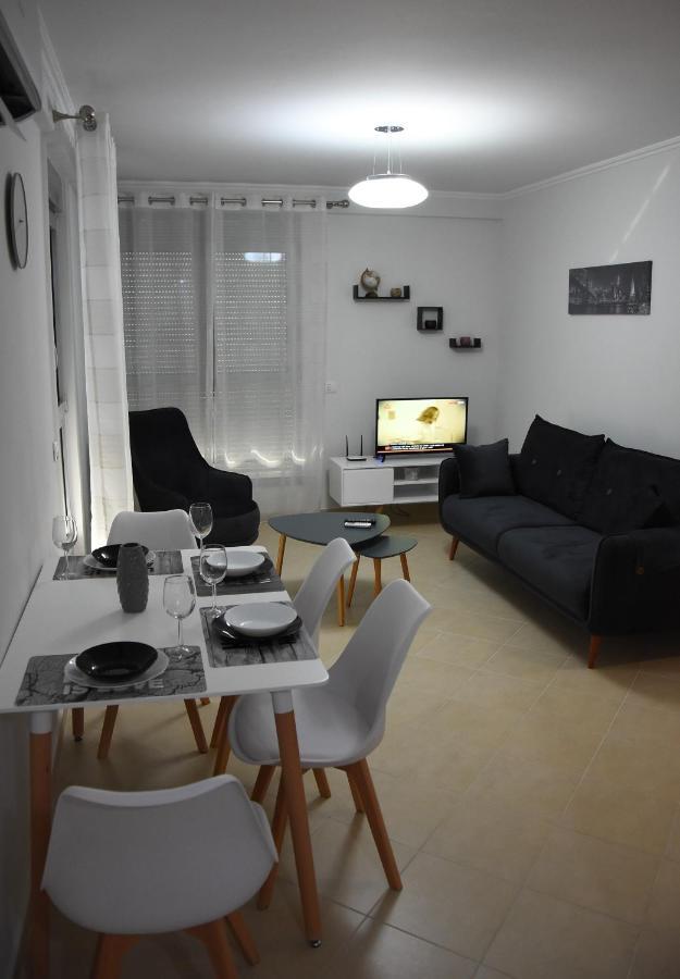 Click Apartments - Tiranë Ngoại thất bức ảnh