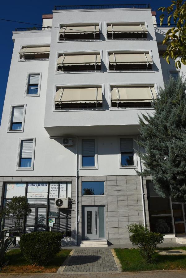 Click Apartments - Tiranë Ngoại thất bức ảnh