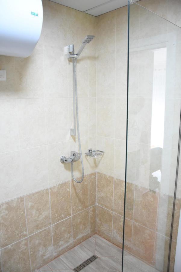 Click Apartments - Tiranë Ngoại thất bức ảnh